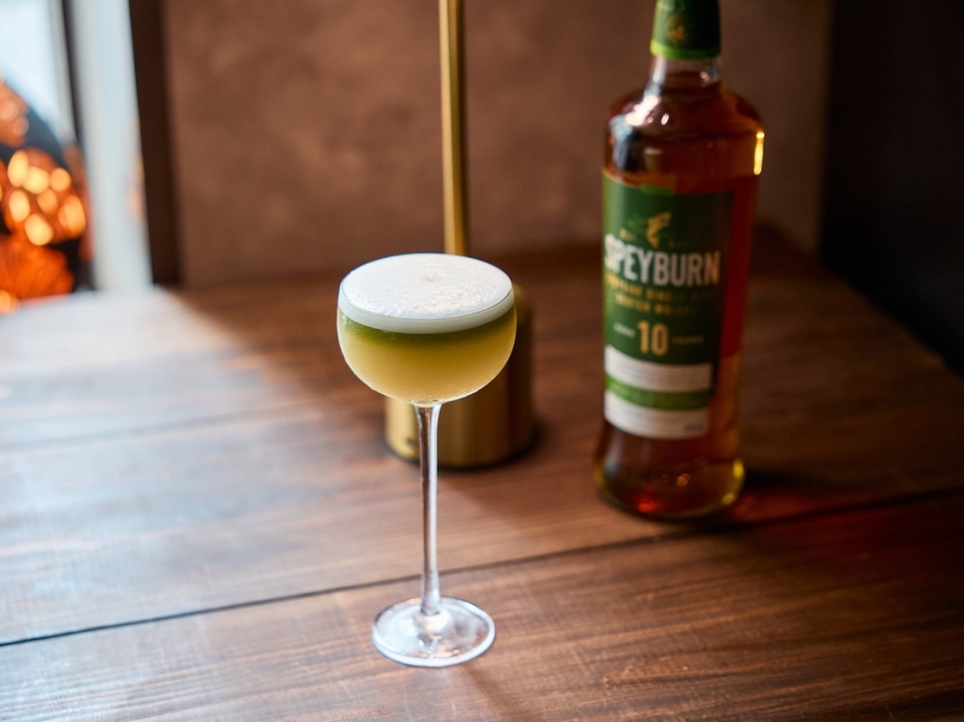 焼き鳥との相性も抜群！SPEYBURNに抹茶を効かせた「ウイスキーサワー」。