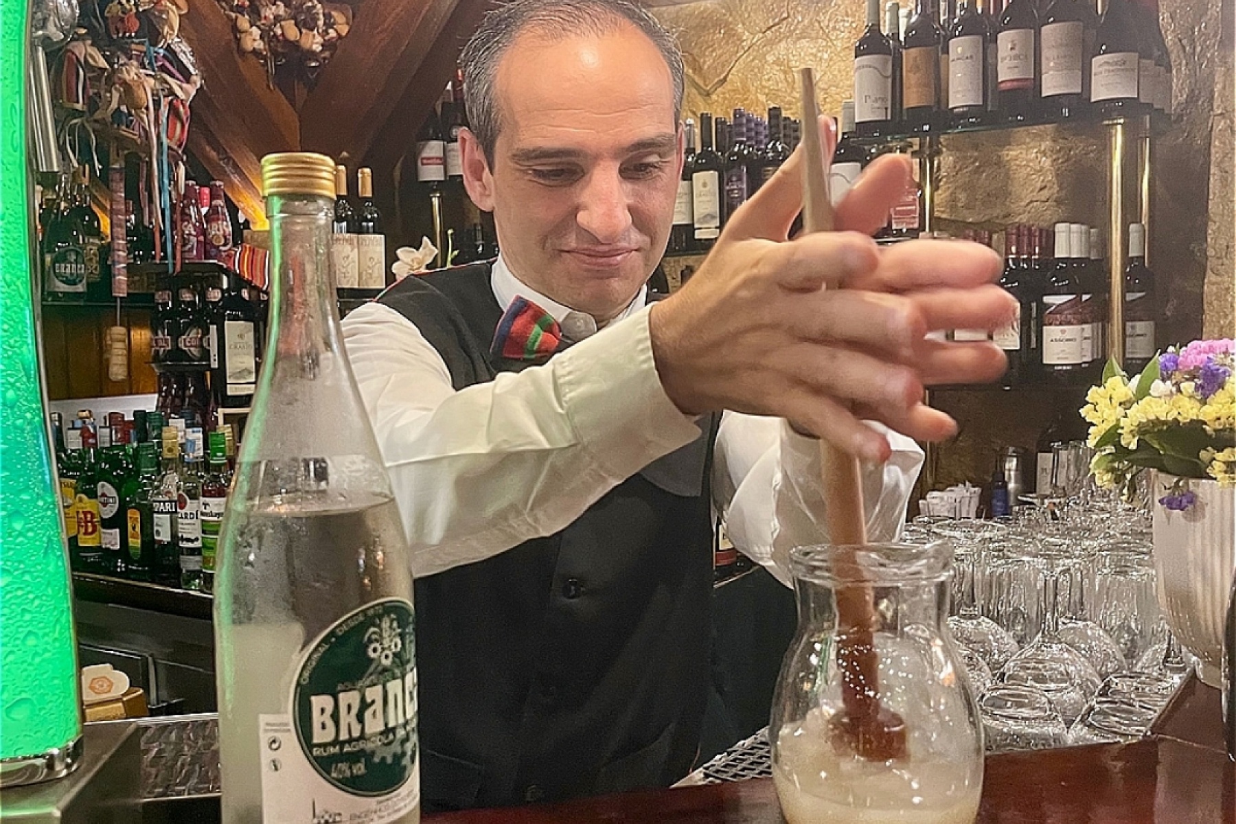 The prototype of the caipirinha! 
Poncia, an exquisite cocktail from Madeira Island! 