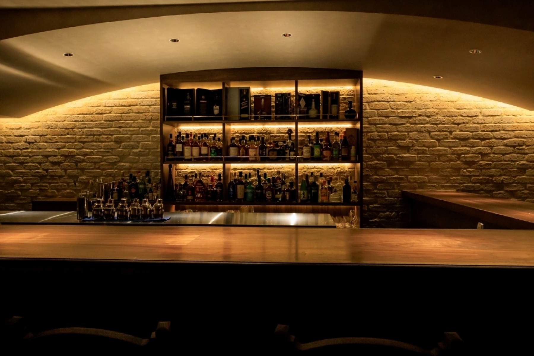 ＜どりぷら会員のお店 オープンしました＞
楽園のような寛ぎの場を目指して「EDEN CELLAR」/ 吉田宏樹さん
