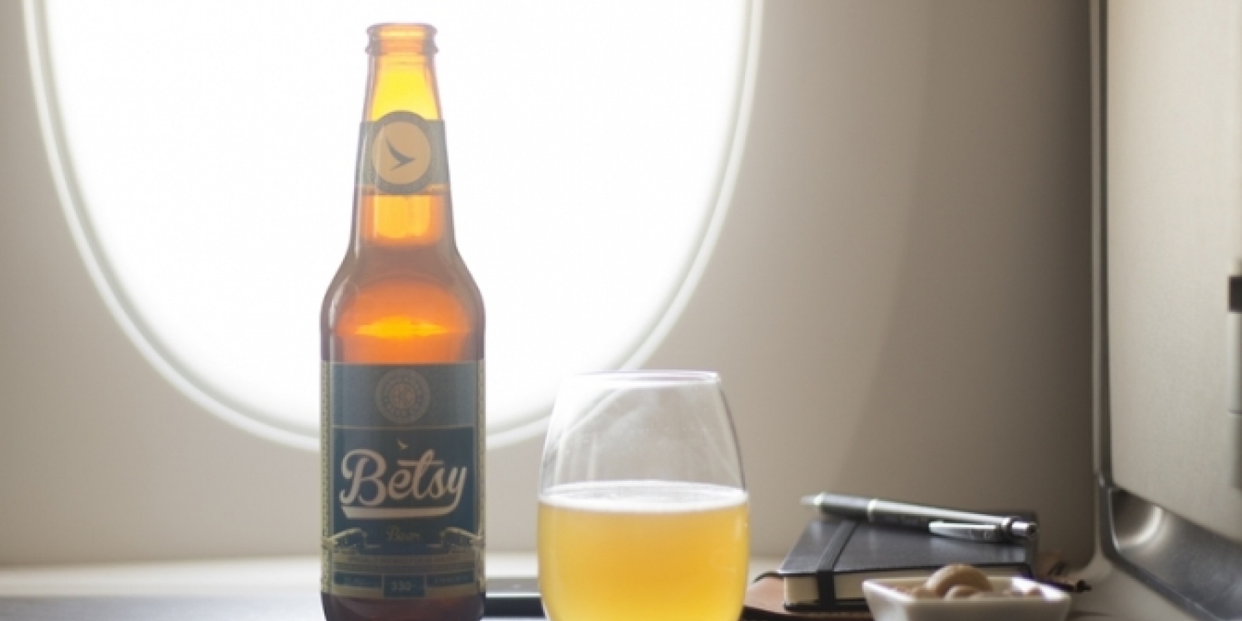 高度35,000フィートの上空でも
おいしいクラフトビール登場！
