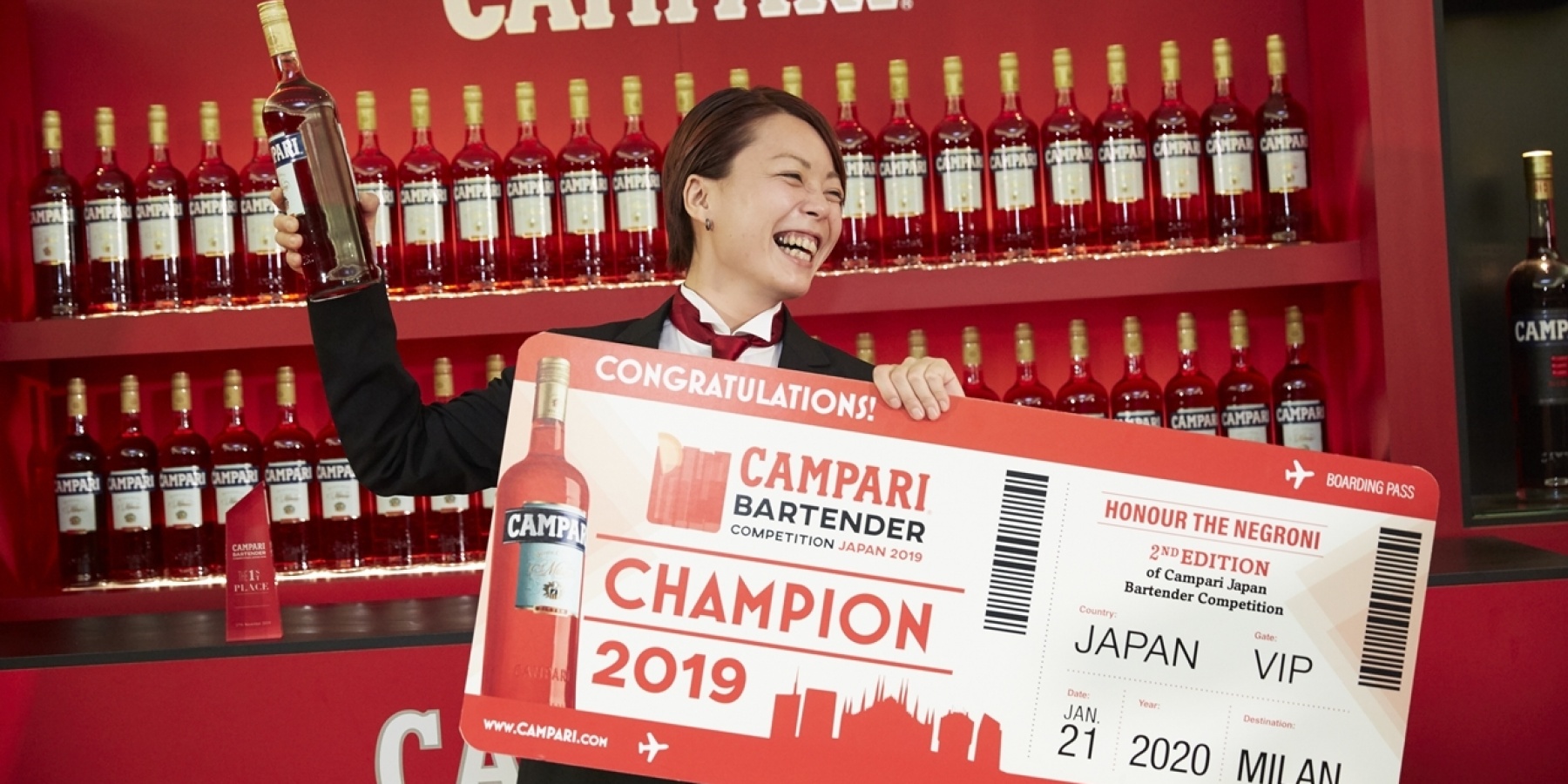 「カンパリ バーテンダー コンペティション ジャパン」
日本代表の座を勝ち取ったのは、眞野貴代さん!