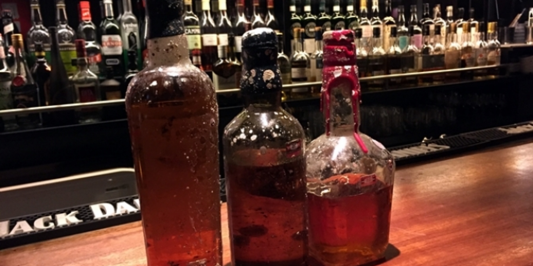 日本初! 原価バー各店にて開催!
海底熟成ウイスキー試飲イベント。