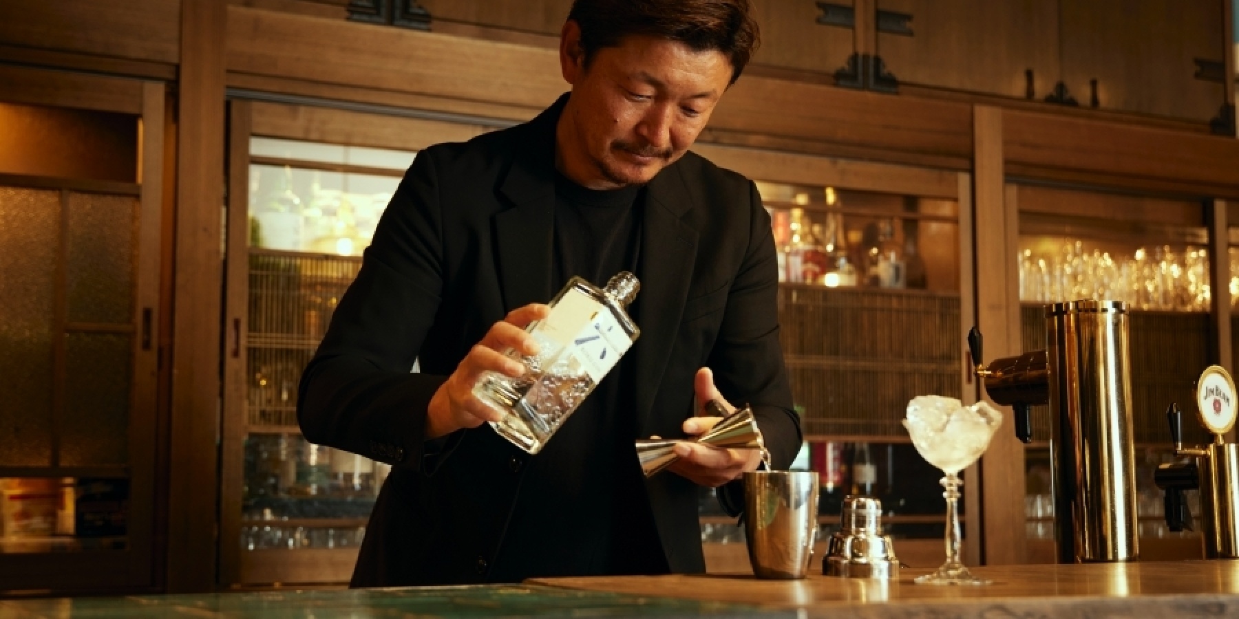 独立開業支援制度も魅力！
「バーテンダー」「経営者」としてのキャリアを磨ける仕事！
