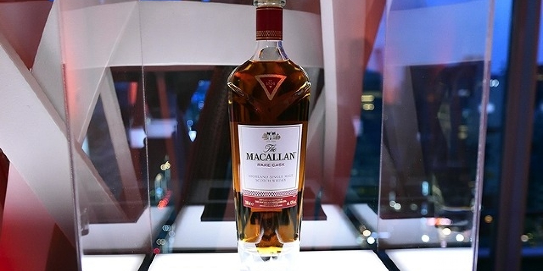 1000樽分の1の原酒、だからレア!
「ザ・マッカラン レアカスク」がデビュー!
<span>サントリースピリッツ株式会社</span>