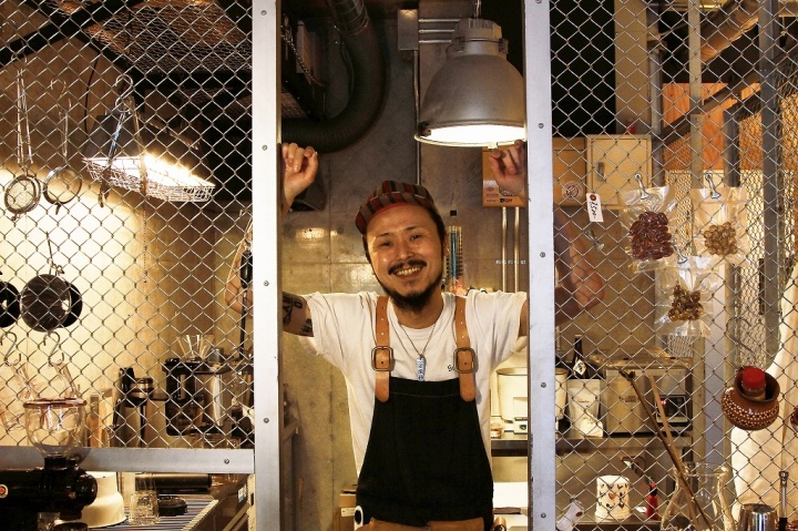 <span>あのバーテンダーが
「ワールドクラス」に挑戦した理由</span>vol.2 ワールドクラス 2011・2015ファイナリスト
齋藤恵太さんインタビュー
